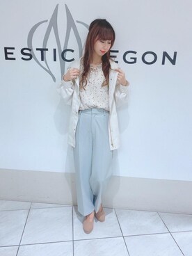 「センタープレスパンツ」｜「アイテム（ブルゾン）」を使った、マジェスティックレゴン天王寺ミオ店スタッフさん（レディース・156cm）の春コーディネート