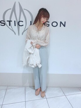 「ショッピング」｜「アイテム（パンプス）」を使った、マジェスティックレゴン天王寺ミオ店スタッフさん（レディース・156cm）の春コーディネート