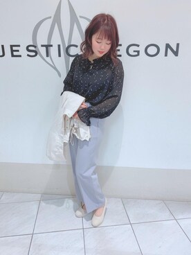 「ハート柄ブラウス」｜マジェスティックレゴン天王寺ミオ店スタッフさん（レディース・156cm）の春コーディネート