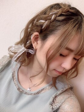 「MAJESTIC LEGON（マジェスティックレゴン）のタイニーハートブラウス（シャツ/ブラウス）」を使った、マジェスティックレゴン天王寺ミオ店スタッフさん（レディース・156cm）の春コーディネート