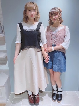 「ラップフレアスカート」｜マジェスティックレゴン天王寺ミオ店スタッフさん（レディース・156cm）の春コーディネート