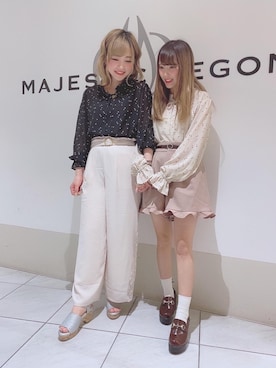 「MAJESTIC LEGON（マジェスティックレゴン）のタイニーハートブラウス（シャツ/ブラウス）」を使った、マジェスティックレゴン天王寺ミオ店スタッフさん（レディース・156cm）の春コーディネート