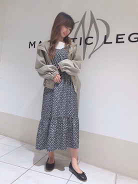 「ショートブルゾン」｜「アイテム（バレエシューズ）」を使った、マジェスティックレゴン天王寺ミオ店スタッフさん（レディース・156cm）の春コーディネート