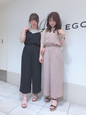 「ショッピング」｜「アイテム（サロペット/オーバーオール）」を使った、マジェスティックレゴン天王寺ミオ店スタッフさん（レディース・156cm）の夏コーディネート