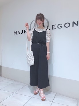 「スカラップ」｜「アイテム（オールインワン・サロペット）」を使った、マジェスティックレゴン天王寺ミオ店スタッフさん（レディース・156cm）の夏コーディネート