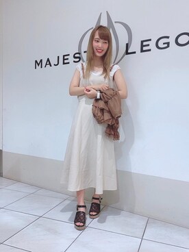 「MAJESTIC LEGON（マジェスティックレゴン）のキリカエレースタンク（タンクトップ）」を使った、マジェスティックレゴン天王寺ミオ店スタッフさん（レディース・156cm）の夏コーディネート