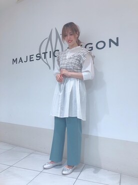 「MAJESTIC LEGON（マジェスティックレゴン）のアイテム（チュニック）」を使った、マジェスティックレゴン天王寺ミオ店スタッフさん（レディース・156cm）の夏コーディネート