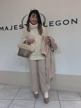「ロングニット」｜「アイテム（その他アウター）」を使った、マジェスティックレゴン天王寺ミオ店スタッフさん（レディース・156cm）の冬コーディネート