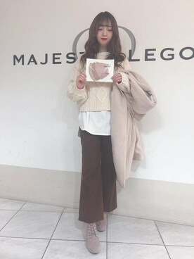 「白ニット」｜「アイテム（雑貨/ホビー）」を使った、マジェスティックレゴン天王寺ミオ店スタッフさん（レディース・156cm）の冬コーディネート