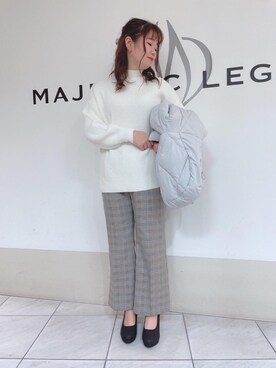 「ロングニット」｜「アイテム（ジャケット/アウター）」を使った、マジェスティックレゴン天王寺ミオ店スタッフさん（レディース・156cm）の冬コーディネート