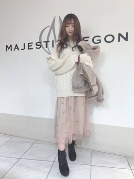 「ロングニット」｜「アイテム（その他アウター）」を使った、マジェスティックレゴン天王寺ミオ店スタッフさん（レディース・156cm）の冬コーディネート