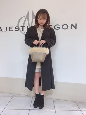 「プリーツ」｜「アイテム（その他アウター）」を使った、マジェスティックレゴン天王寺ミオ店スタッフさん（レディース・156cm）の冬コーディネート