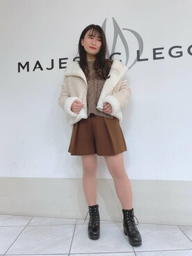 「ニットベスト」｜「アイテム（ライダースジャケット）」を使った、マジェスティックレゴン天王寺ミオ店スタッフさん（レディース・156cm）の冬コーディネート