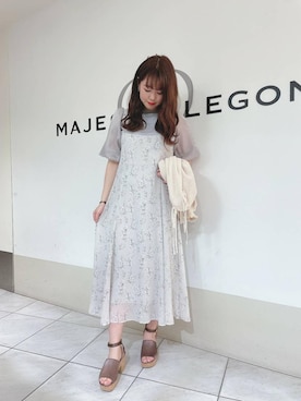 「バルーン袖」｜「アイテム（ワンピース/ドレス）」を使った、マジェスティックレゴン天王寺ミオ店スタッフさん（レディース・159cm）の春コーディネート