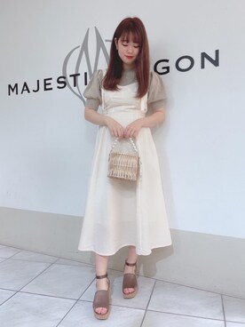 「透かし柄」｜マジェスティックレゴン天王寺ミオ店スタッフさん（レディース・159cm）の春コーディネート