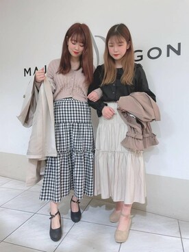 「ティアードスカート」｜「アイテム（トレンチコート）」を使った、マジェスティックレゴン天王寺ミオ店スタッフさん（レディース・156cm）の春コーディネート