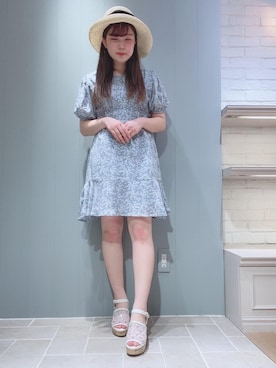 「ふんわり」｜「アイテム（ワンピース/ドレス）」を使った、マジェスティックレゴン天王寺ミオ店スタッフさん（レディース・154cm）の春コーディネート