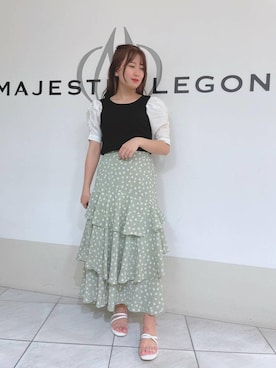「MAJESTIC LEGON（マジェスティックレゴン）のくしゅくしゅスリーブトップス（Tシャツ/カットソー）」を使った、マジェスティックレゴン天王寺ミオ店スタッフさん（レディース・151cm）の夏コーディネート