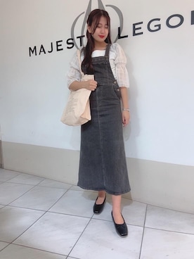 「でにむ」｜「アイテム（ジャンパースカート）」を使った、マジェスティックレゴン天王寺ミオ店スタッフさん（レディース・151cm）の夏コーディネート