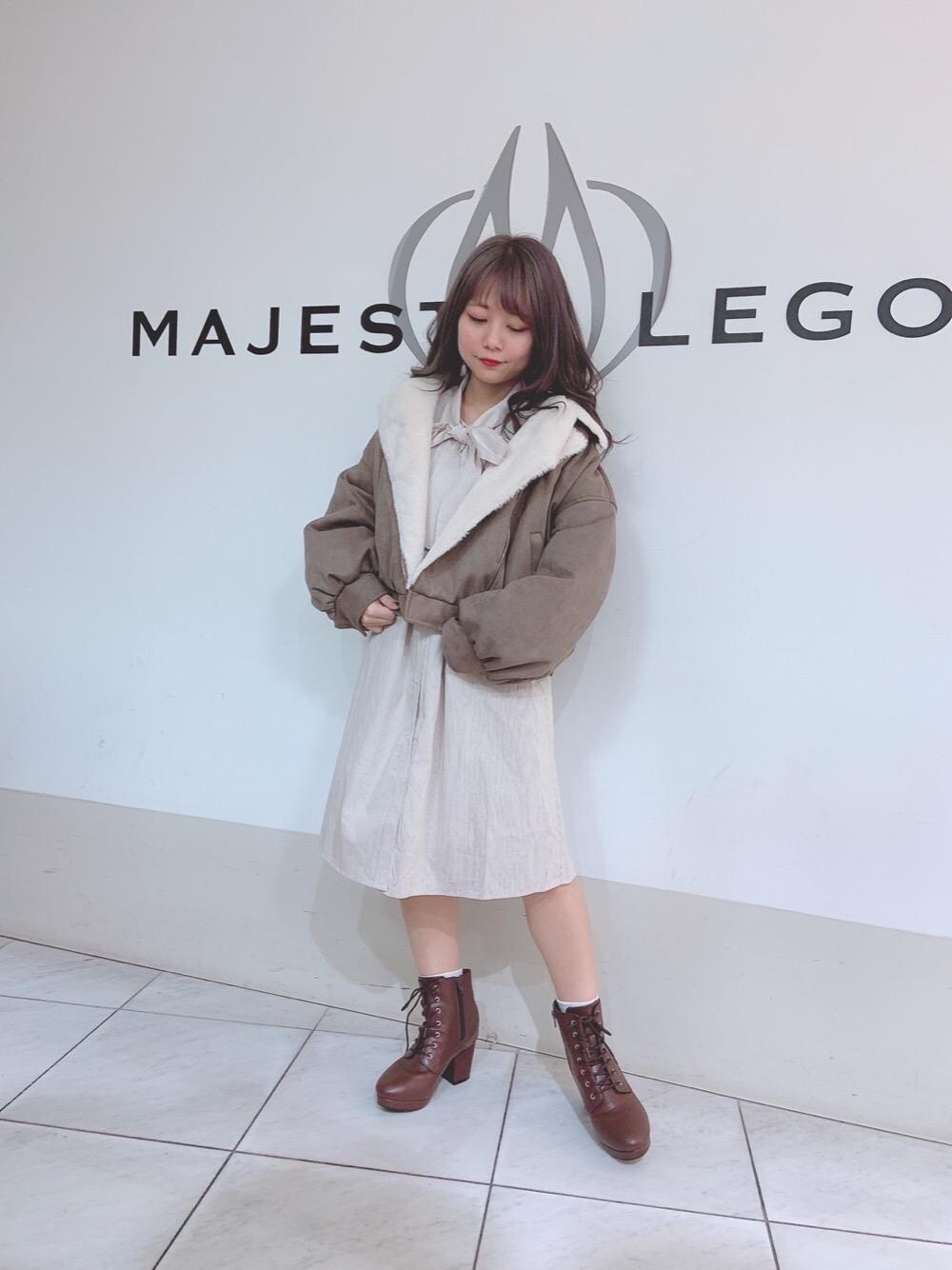 「ワンピース、ライダース、冬コーデ、ボウタイ、MAJESTIC LEGON、低身長、マジェスティックレゴン、ぶーつ、あうたー」｜「MAJESTIC LEGONのレースアップレディブーツ（ブーツ、ブラウン系）」を使った、マジェスティックレゴン天王寺ミオ店スタッフさん（レディース・145cm）の冬コーディネートの1枚目の写真