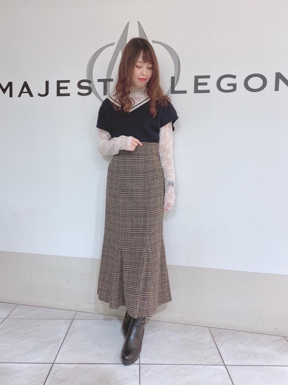 「スカート、レース、タートル、マーメイドスカート、MAJESTIC LEGON、低身長、マジェスティックレゴン、べすと、ぶーつ」｜「MAJESTIC LEGONのレディヒールストレッチブーツ（ブーツ、ブラック系）」を使った、マジェスティックレゴン天王寺ミオ店スタッフさん（レディース・154cm）の冬コーディネートの1枚目の写真