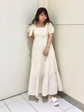 「イエべ秋」｜「アイテム（ワンピース/ドレス）」を使った、マジェスティックレゴン天王寺ミオ店スタッフさん（レディース・145cm）の夏コーディネート