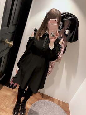 「８(eight)（エイト）のアイテム（ワンピース、ブラック系）」を使った、かしゃこさん（レディース・164cm）の冬コーディネート