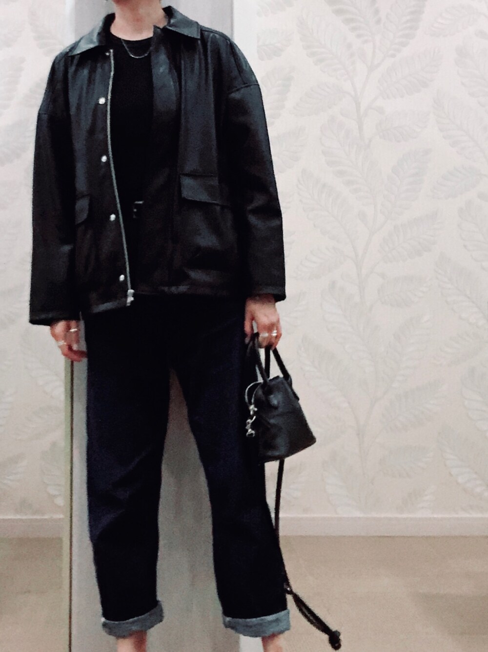 「BEAMS BOYのorslow / Monroe Pants Special（デニムパンツ、ブルー系）」を使った、Haze大脚怪さん（レディース・174cm）の春コーディネートの1枚目の写真