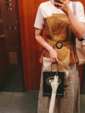 「fifth（フィフス）のアイテム（スカート、ベージュ系）」を使った、YUIさん（レディース・160cm）の夏コーディネート