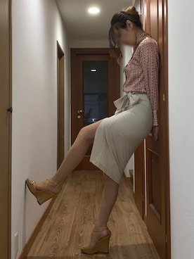 「ウェッジソール」｜「アイテム（その他）」を使った、ももこさん（レディース・168cm）の秋コーディネート