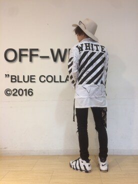 「OFF-WHITE」｜「アイテム（ミリタリージャケット）」を使った、酒井晟史さん（メンズ・169cm）の春コーディネート