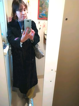 「シルバーシューズ」｜「アイテム（スウェット）」を使った、miyuringo0707さん（レディース・157cm）の冬コーディネート