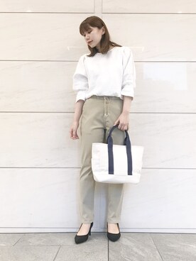 「Moname（モナーム）のアイテム（パンツ）」を使った、はつねさん（レディース・158cm）の春コーディネート