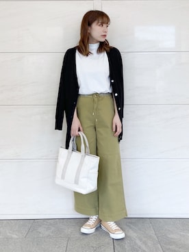 「Moname（モナーム）のアイテム（パンツ）」を使った、はつねさん（レディース・158cm）の春コーディネート
