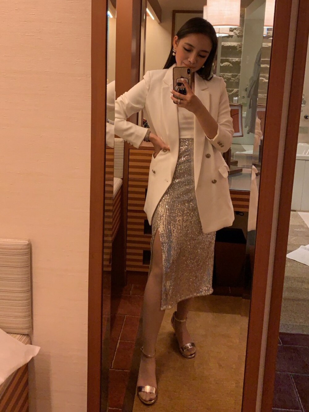 「ホワイトコーデ、ZARA、ＨＭ、RANDA、glitter、Cute、fashion、fashion blogger」｜「ZARAのアイテム（ジャケット/アウター、ホワイト系）」を使った、erikabocalanさん（レディース・160cm）の春コーディネートの1枚目の写真