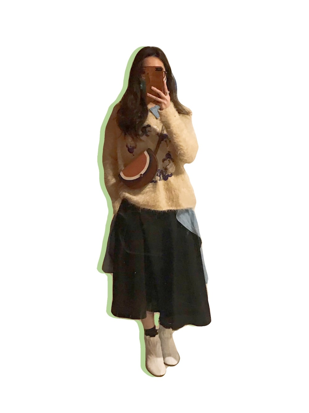 「kate spade new yorkのアイテム（ボディバッグ/ウエストポーチ、オレンジ系）」を使った、NataLie Haさん（レディース・156cm）の冬コーディネートの1枚目の写真