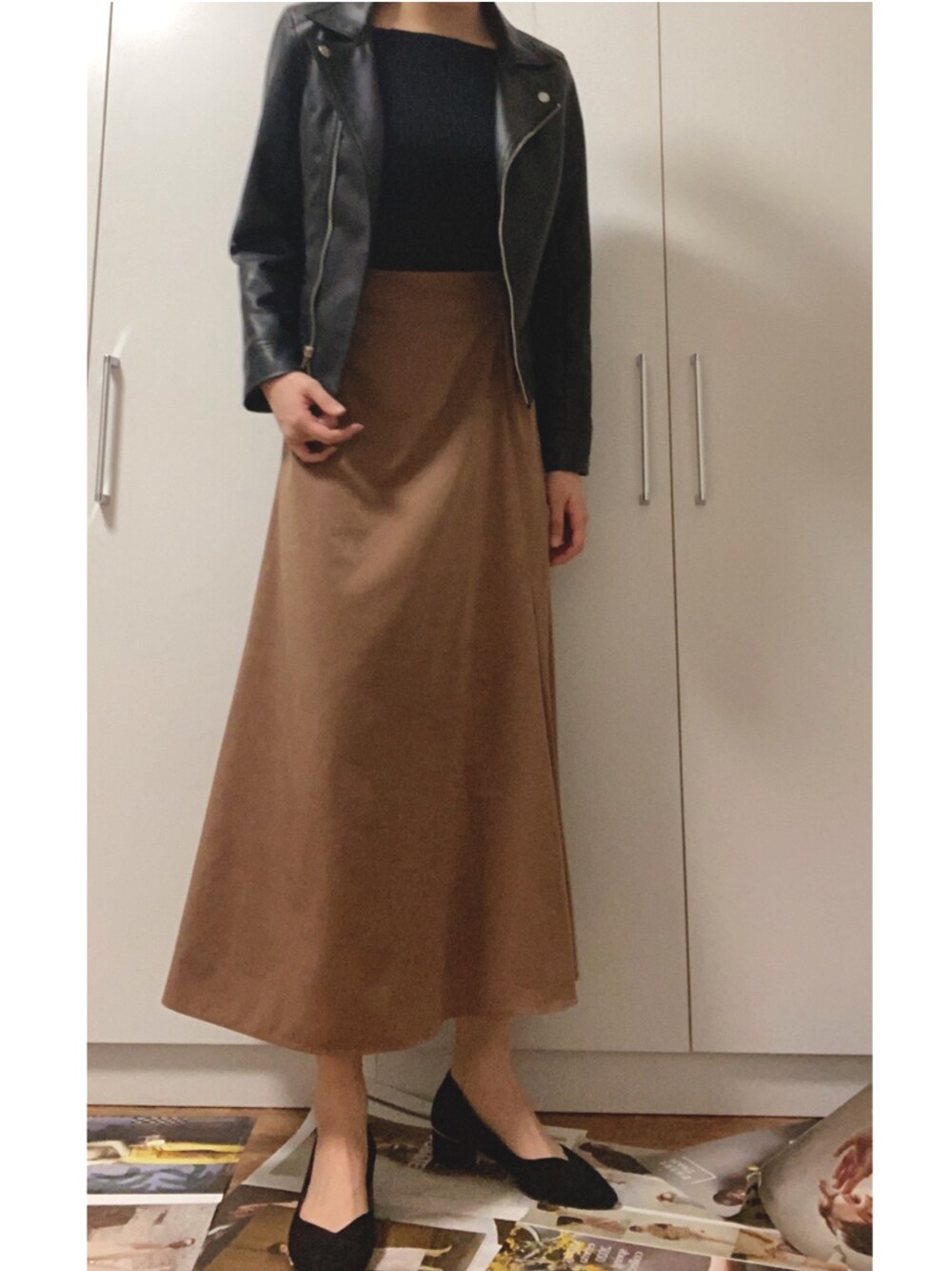 「snidel」｜「SNIDELのアイテム（スカート、ゴールド系）」を使った、memeさん（レディース・170cm）の春コーディネートの1枚目の写真