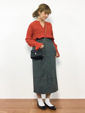 piya*さんの「別珍細ベルトタイトスカート」を使ったコーディネート