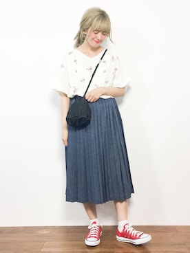 「HOLIDAY（ホリデイ）のHOLIDAY PACKABLE POCHETTE ホリデイパッカブルポシェット（ショルダーバッグ）」を使った、piya*さん（レディース・154cm）の夏コーディネート