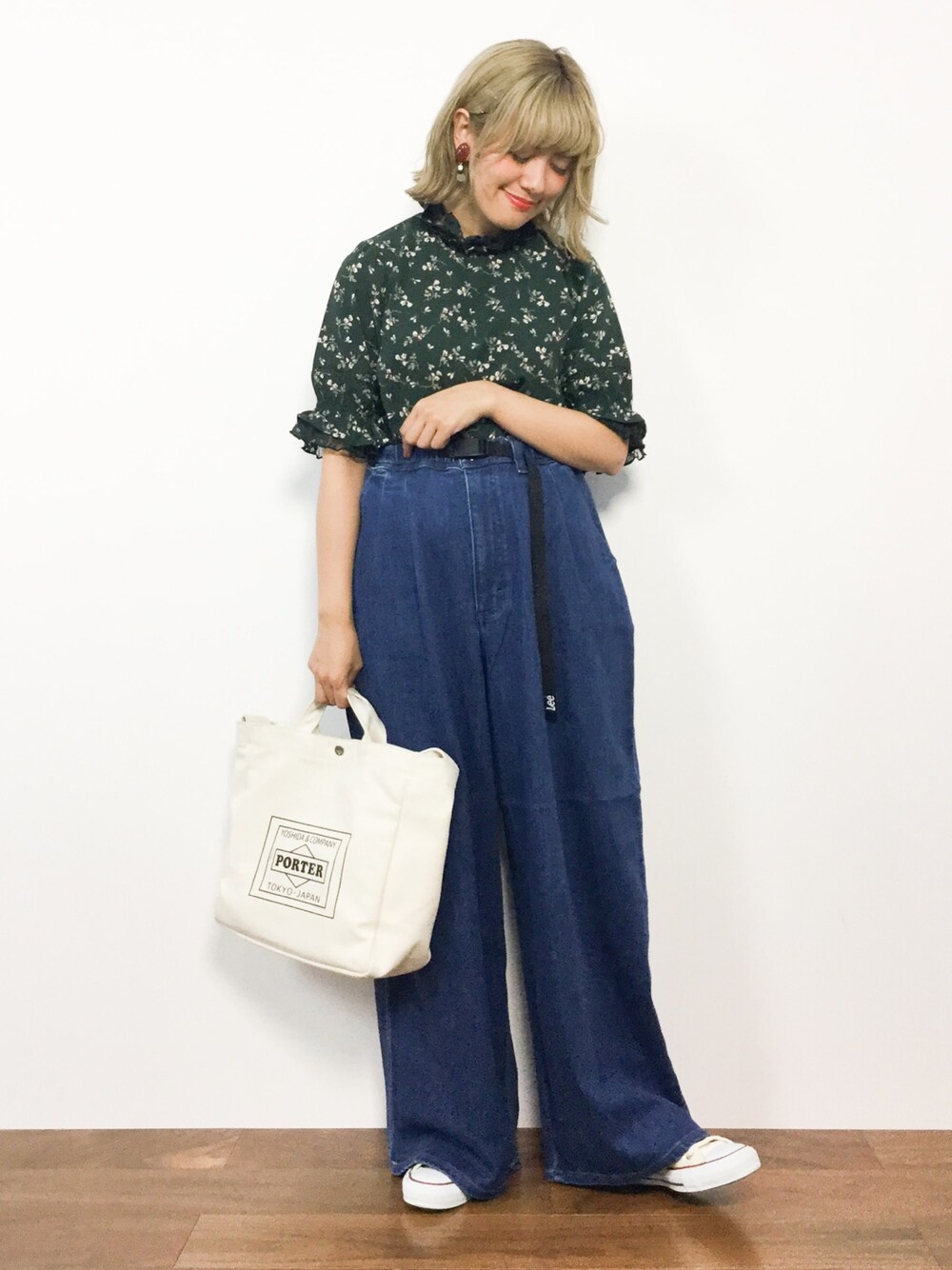 Gramicci（グラミチ）の「Lee×グラミチ タックワイドデニムパンツ 