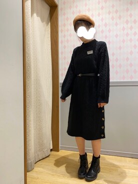 「earth music&ecology（アースミュージックアンドエコロジー）のアイテム（ワンピース、ブラック系）」を使った、namiさん（レディース・163cm）の秋コーディネート