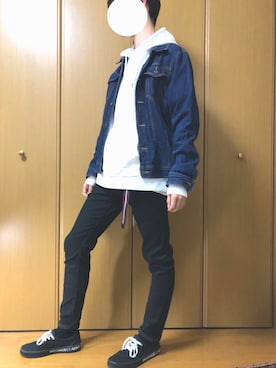 「フォロバ」｜「アイテム（デニムジャケット）」を使った、taro_さん（メンズ・176cm）の秋コーディネート