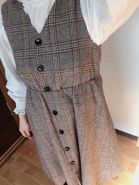 「LOWRYS FARM（ローリーズファーム）のアイテム（シャツ/ブラウス、ホワイト系）」を使った、kotonaさん（レディース・153cm）の冬コーディネート