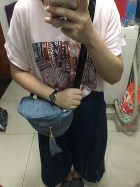 「アイテム（ボディバッグ/ウエストポーチ、ブルー系）」を使った、JoyceRoccckさん（レディース・158cm）の夏コーディネート