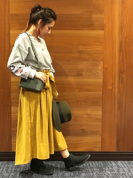 「マスタード」｜「アイテム（財布/小物）」を使った、h1203iさん（レディース・148cm）の秋コーディネート