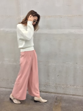 「murua」｜「アイテム（ブーティ）」を使った、草野春香さん（レディース・170cm）の冬コーディネート