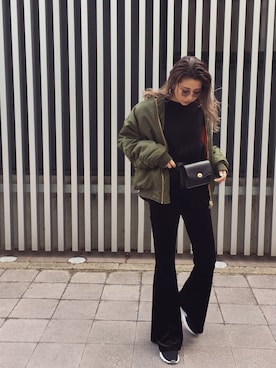 草野春香さんのコーディネート