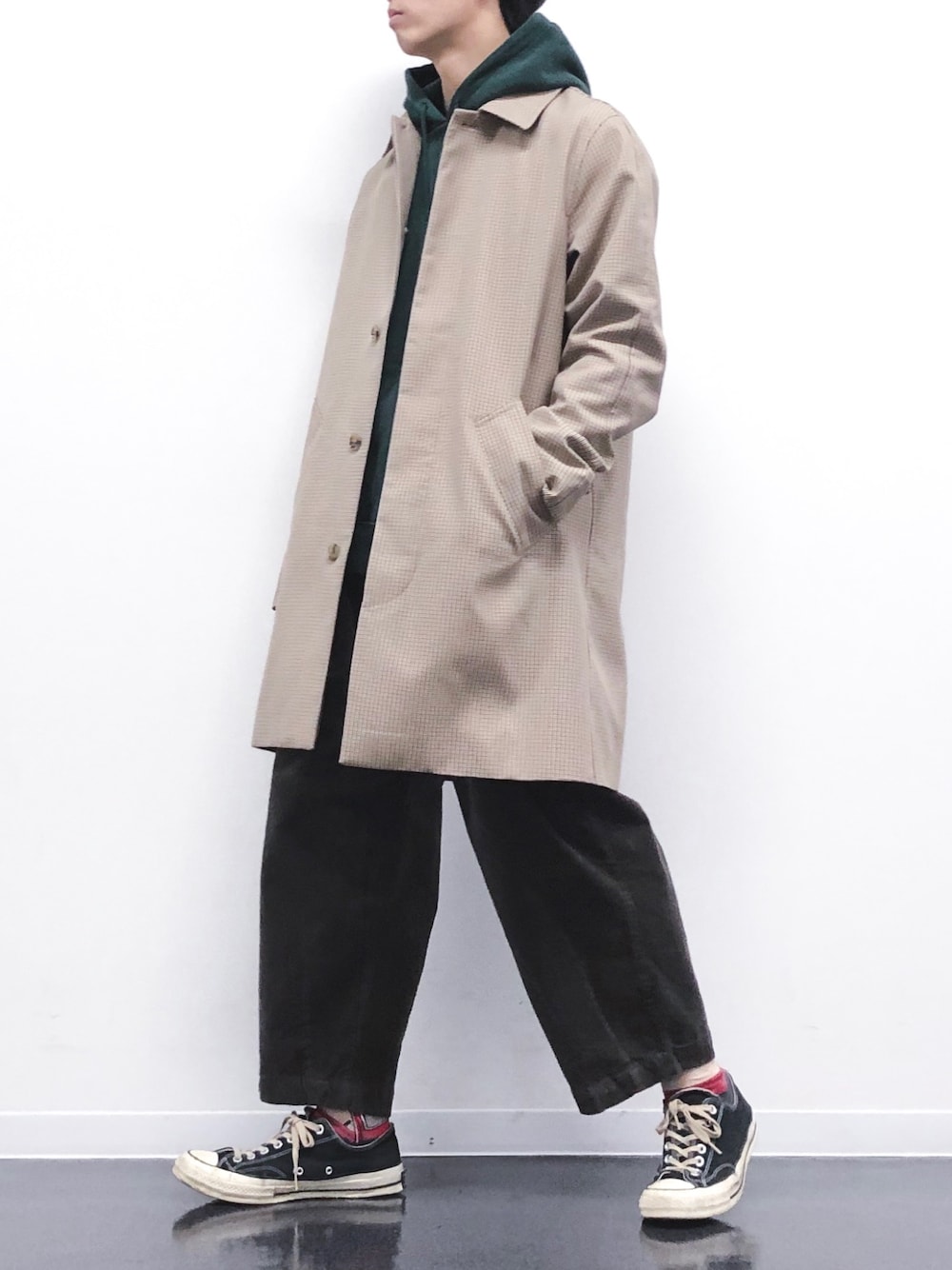 A.P.C.のステンカラーコート（ベージュ系）を使った人気ファッション