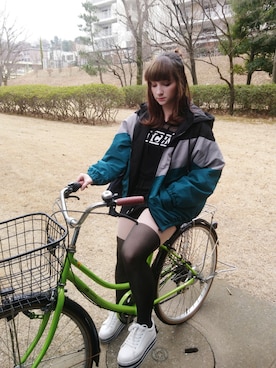 「HONEY（ハニー）のアイテム（ジャケット/アウター）」を使った、梨花さん（レディース・157cm）の春コーディネート