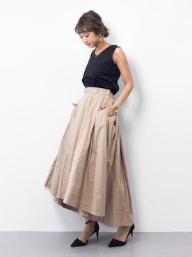 「URBAN RESEARCH DOORS WOMENS（アーバンリサーチ ドアーズ ウィメンズ）のDOORS タックロングスカート（スカート）」を使った、teraさん（レディース・164cm）の春コーディネート